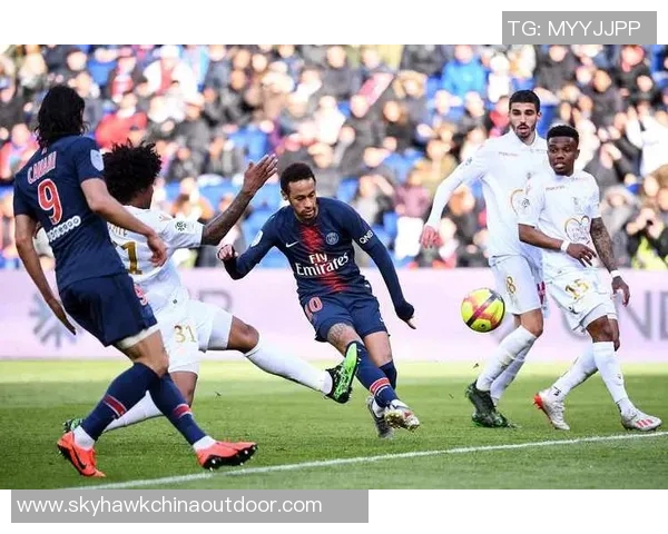 巴塞罗那新任主帅展望球队未来：致力打造更强阵容，夺得西甲冠军