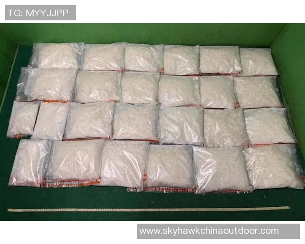 巴塞罗那警方成功破获一起大型贩毒案件，缴获毒品市值千万！