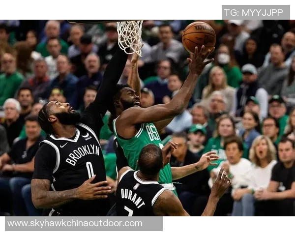 凯尔特人发布新战术:内线多点开花,全面削弱对手外线攻击 凯尔特人发布新战术:内线多点开花,全面削弱对手外线攻击