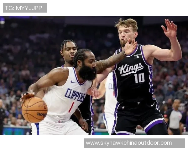 快船连胜达7场,全队士气高涨,教练赞队员表现出色 快船连胜达7场,全队士气高涨,教练赞队员表现出色