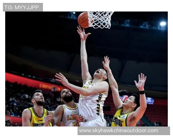 辽宁本钢惜败新疆队，球队卫冕形势岌岌可危