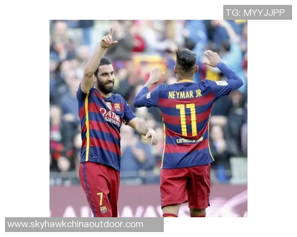 塞维利亚大胜阿拉维斯,继续保持西甲榜首位置 塞维利亚大胜阿拉维斯,继续保持西甲榜首位置